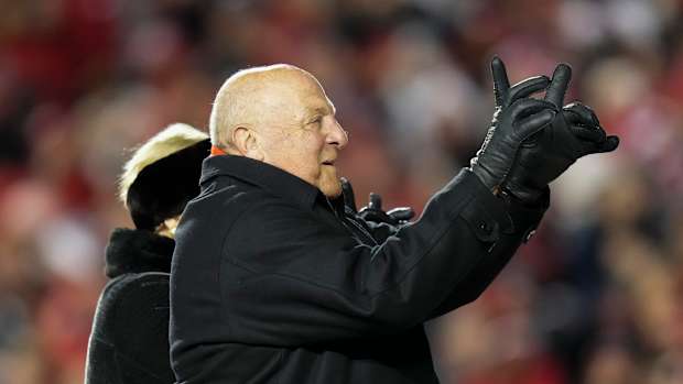 Alvarez during Wisconsin’s 24-10 loss to No. 3 Ohio State on Oct. 28, 2023.